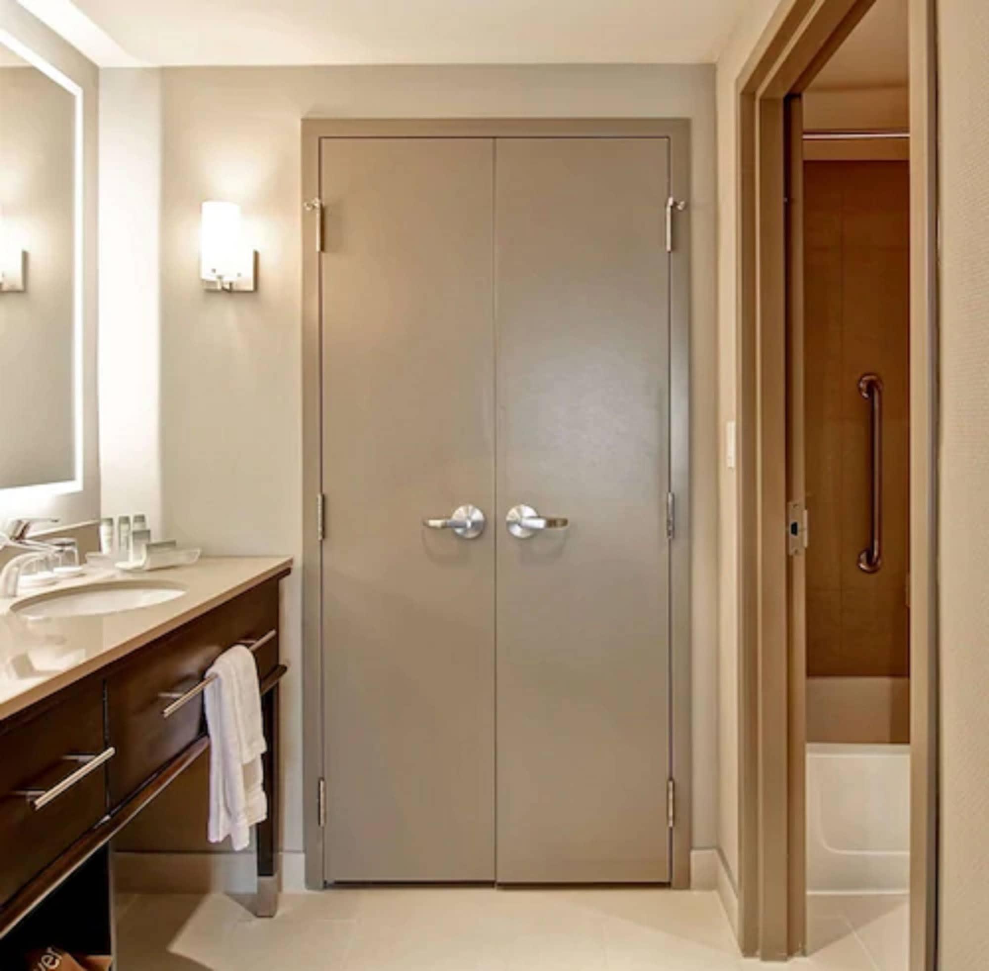 Homewood By Hilton Toronto-ajax Hotel
