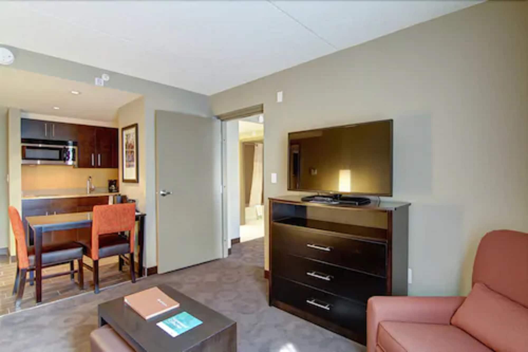Hotel Homewood By Hilton Toronto-ajax