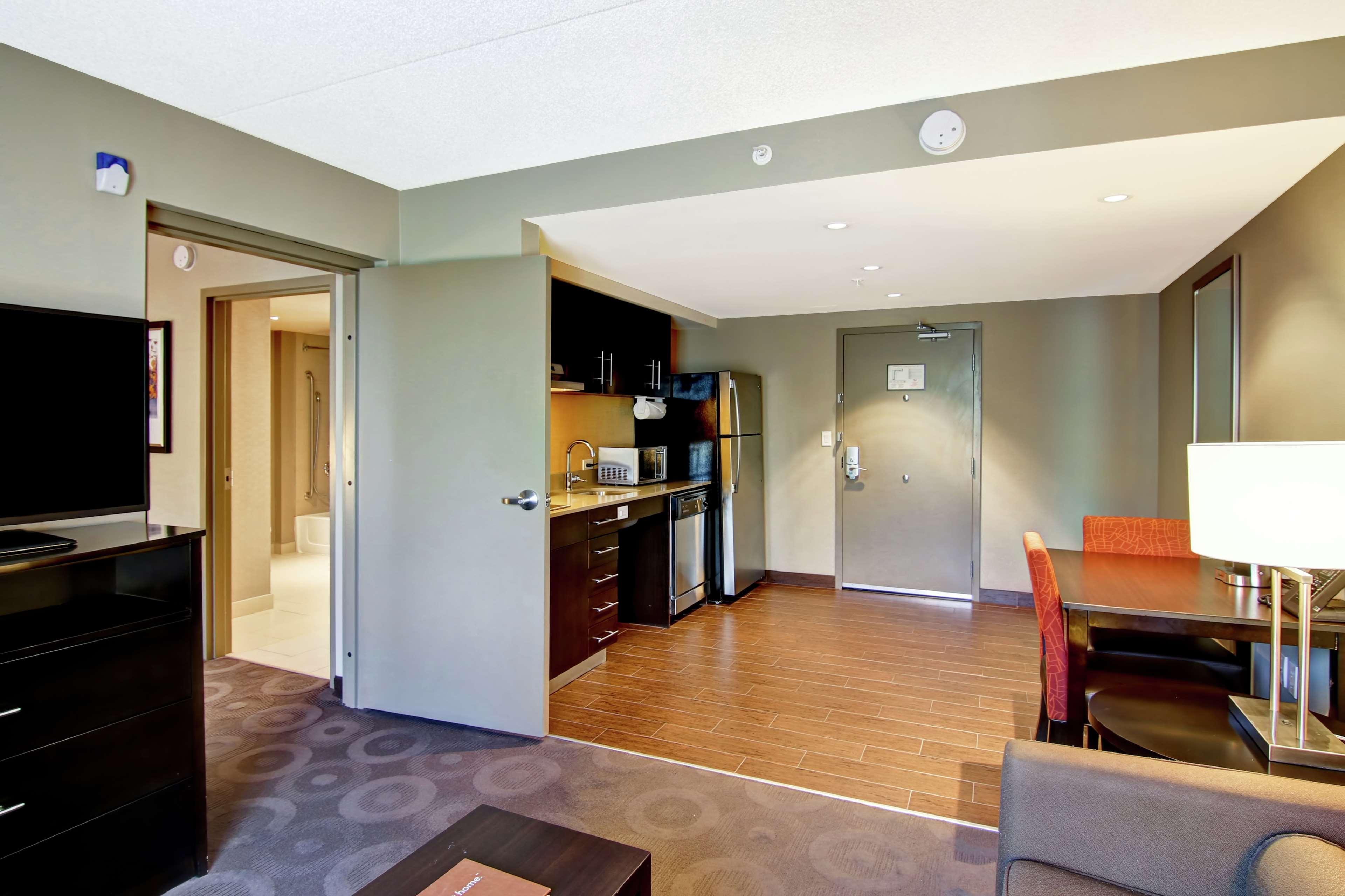Hotel Homewood By Hilton Toronto-ajax Ajax